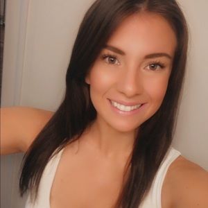 Meet your Posher, Bailey